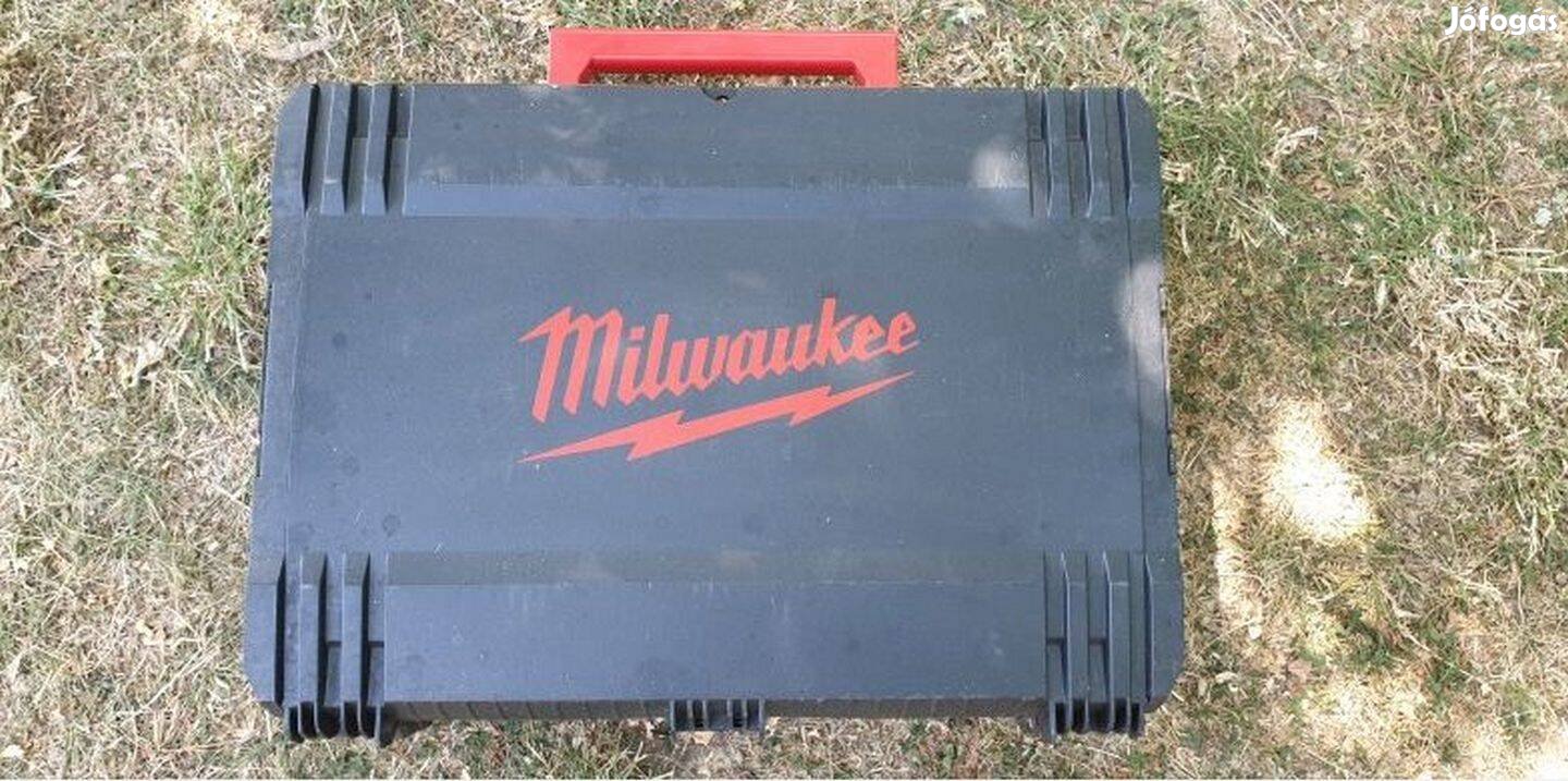 Eladó fekete hordozó koffer - Milwaukee M18 [[Chiwf12-502X]]